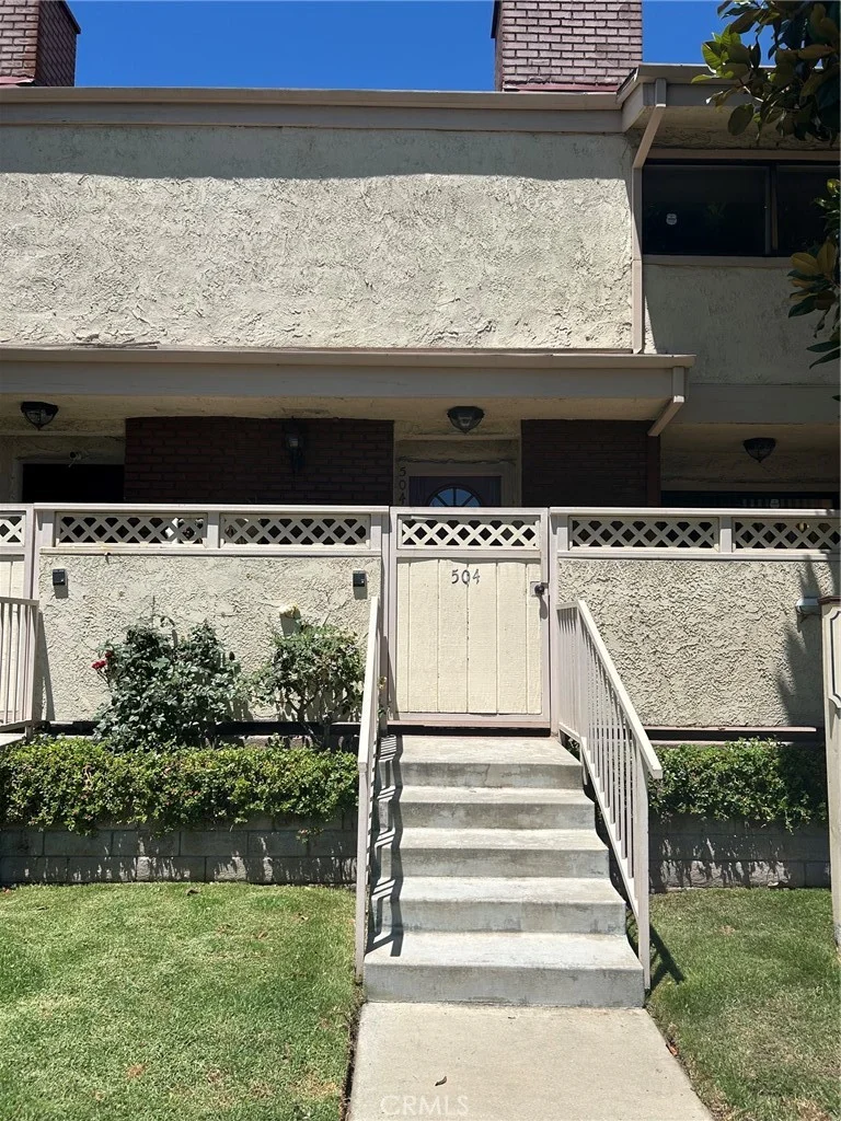 19451 Sherman Way 504