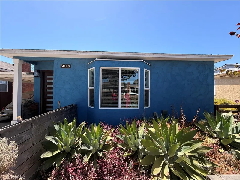 3069 Magnolia