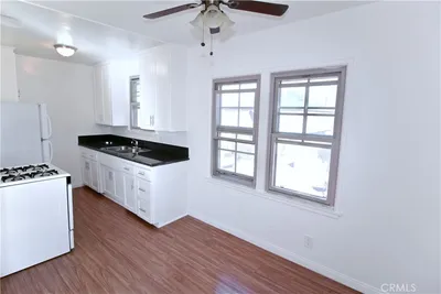 6951 Simpson Avenue 12 photo 2