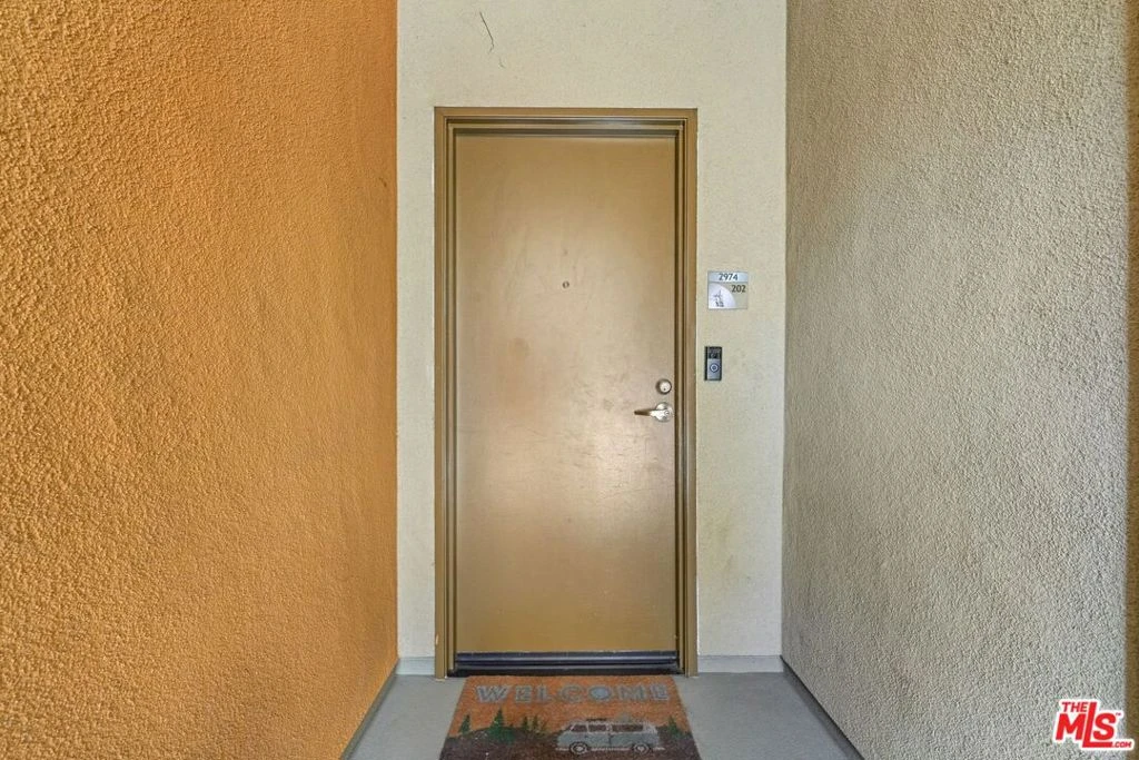 Interior 2