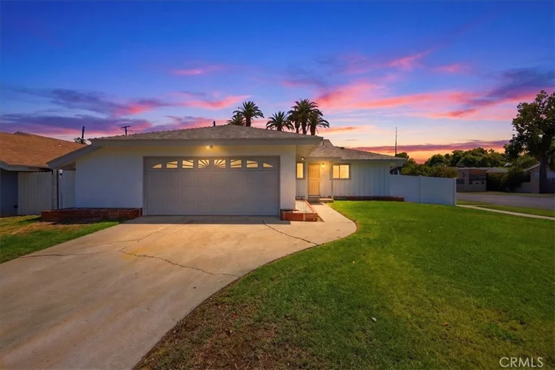4305 Salerno