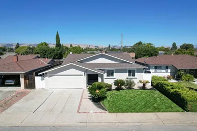 35168 Santiago Street