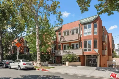 121 N Almont Drive 201