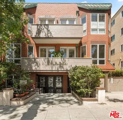 121 N Almont Drive 201 photo 2
