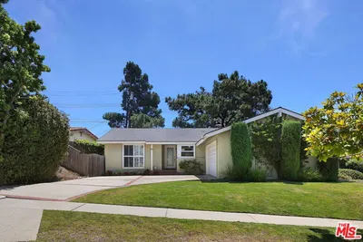 27108 Woodbrook Road photo 2