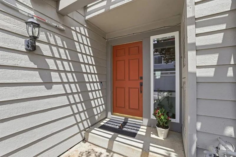 1548 Camden Village Circle photo 2
