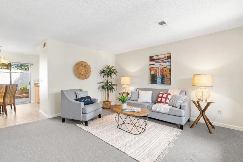 Interior 2