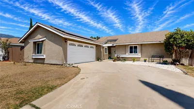 4973 Cambridge photo 2