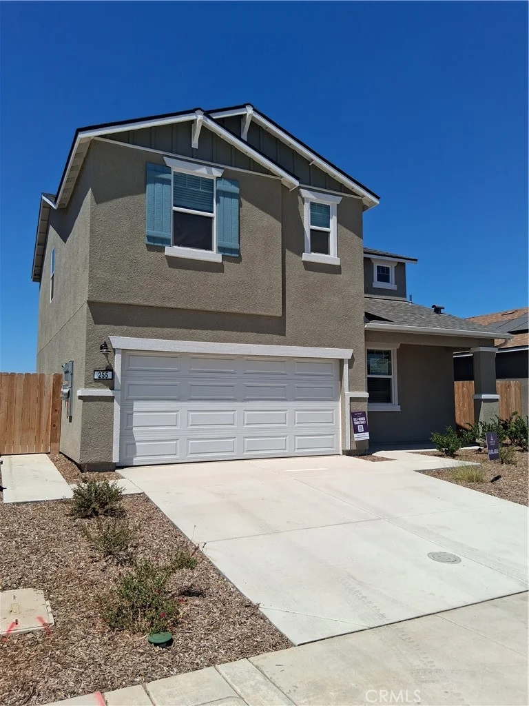 255 Travis Court photo 2