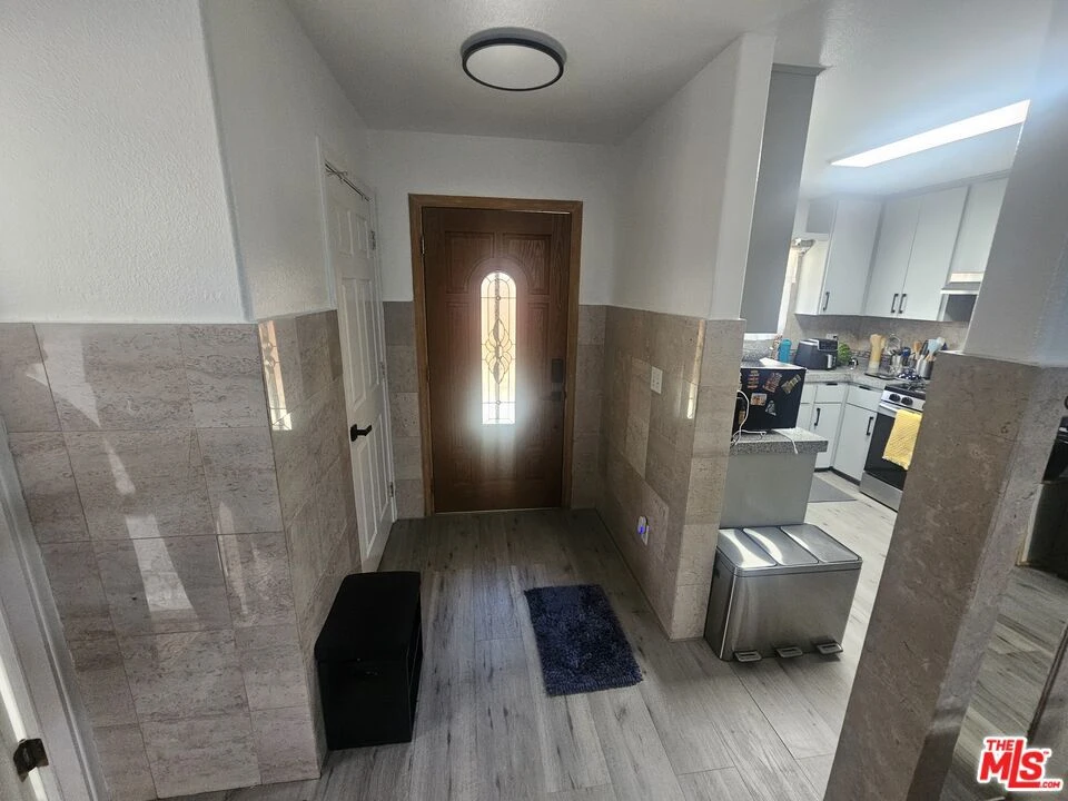 Interior 3