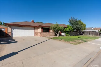544 Adams Drive photo 2