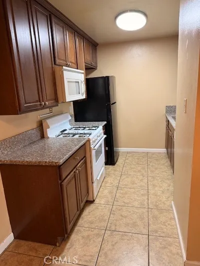 8990 19th 380 photo 2