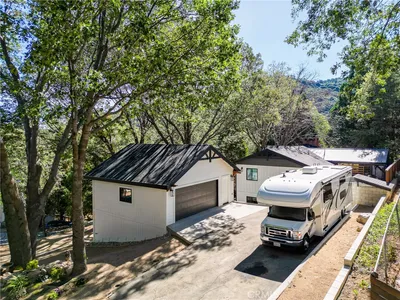374 Dunant photo 2
