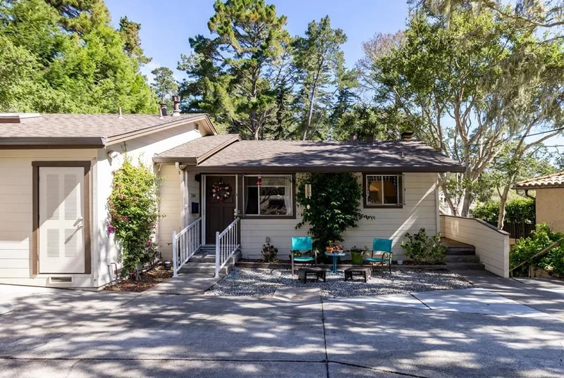 Photo 2 of 244 Mar Vista Drive