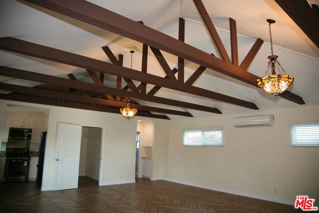 Interior 2