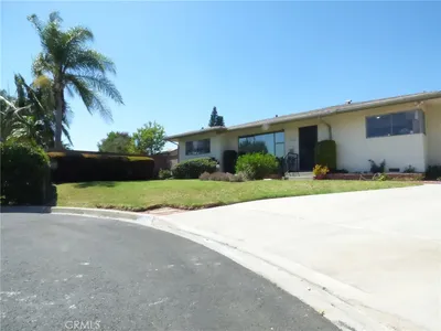 5436 Robinhood Avenue photo 2