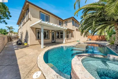 6391 Crystal Springs Cir photo 2