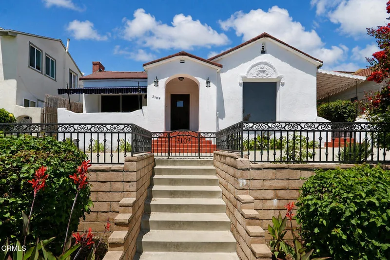3109 Poplar Boulevard