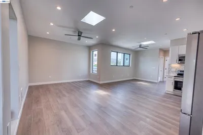 4202 Telegraph Ave photo 2