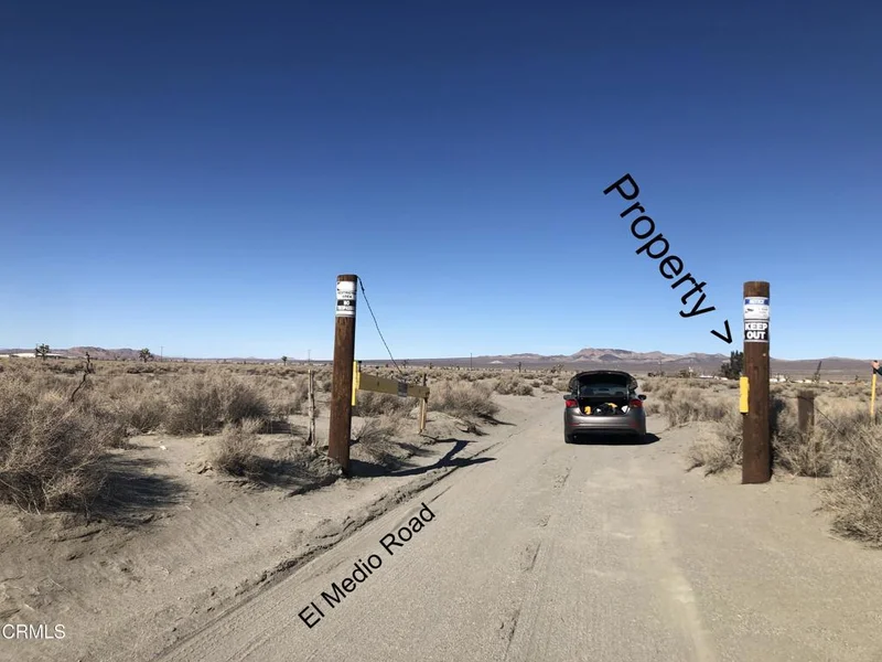0 El Medio Road Road