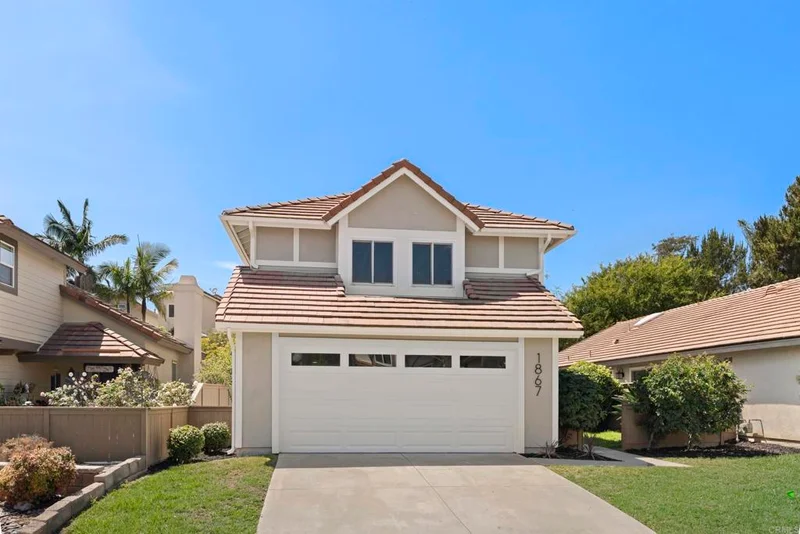 1867 Teakwood Way