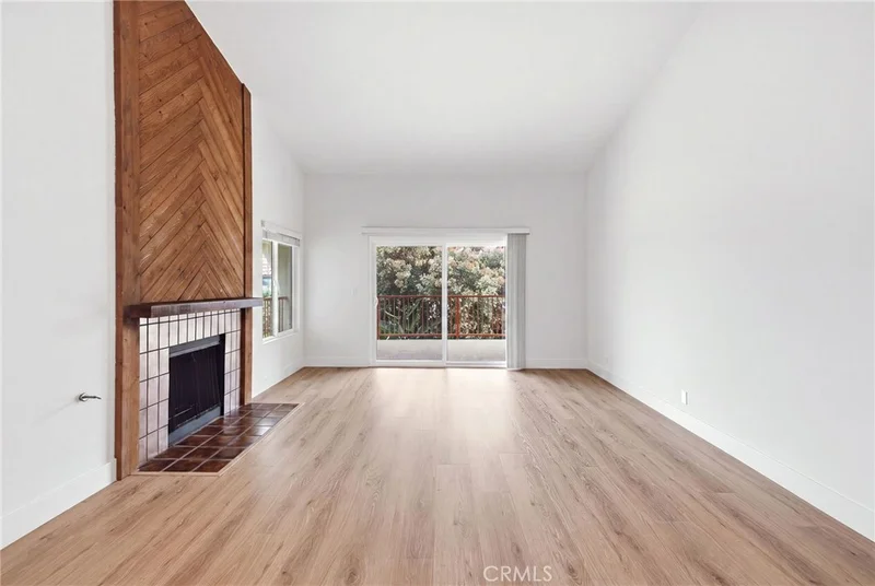 Photo 2 of 413 Avenue G 4