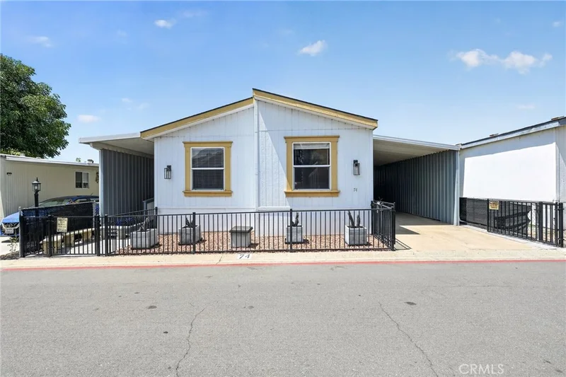 10767 Jamacha Blvd 74