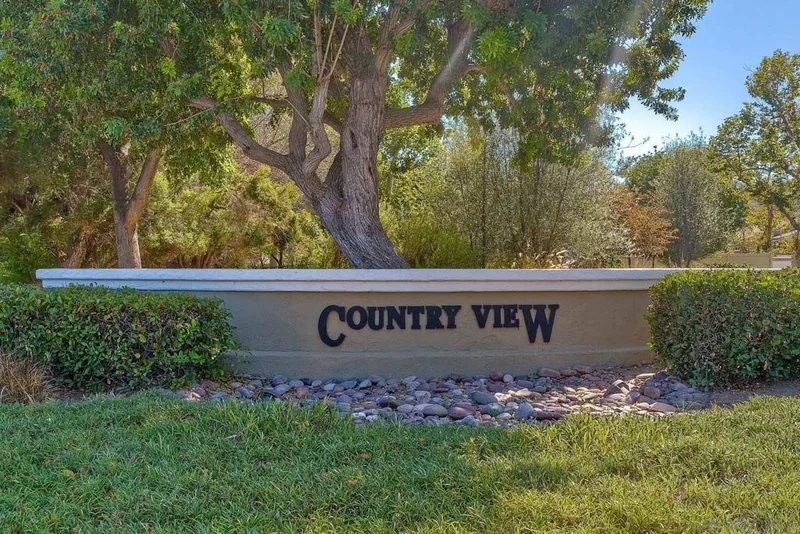 13635 Comuna Dr