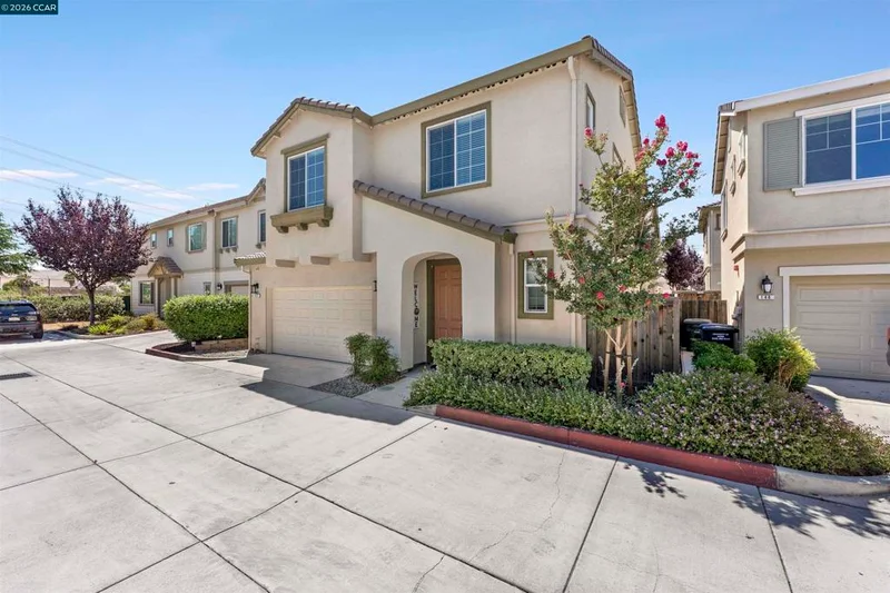 Photo 2 of 142 Halsey Way