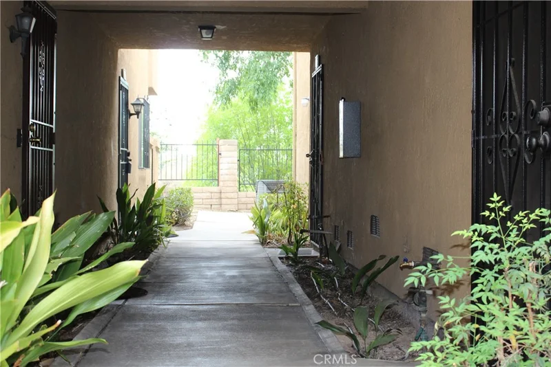 1447 Kauai photo 2