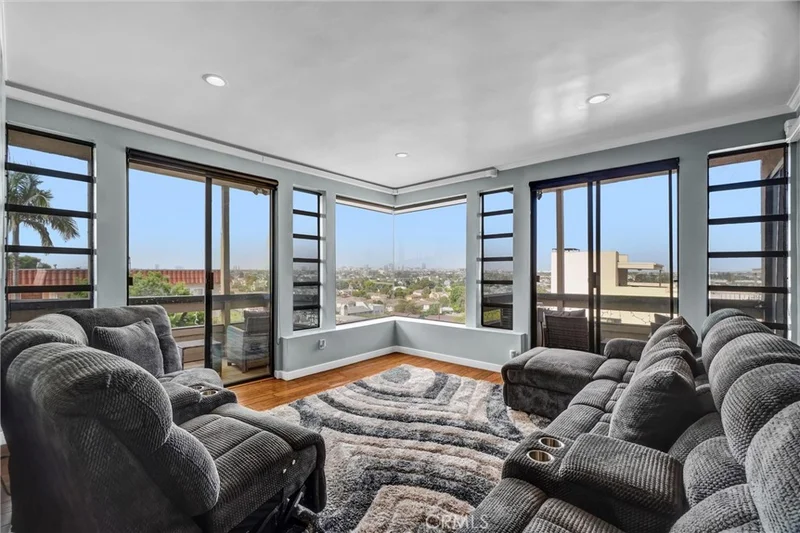 Photo 2 of 2575 E 19th Street 36