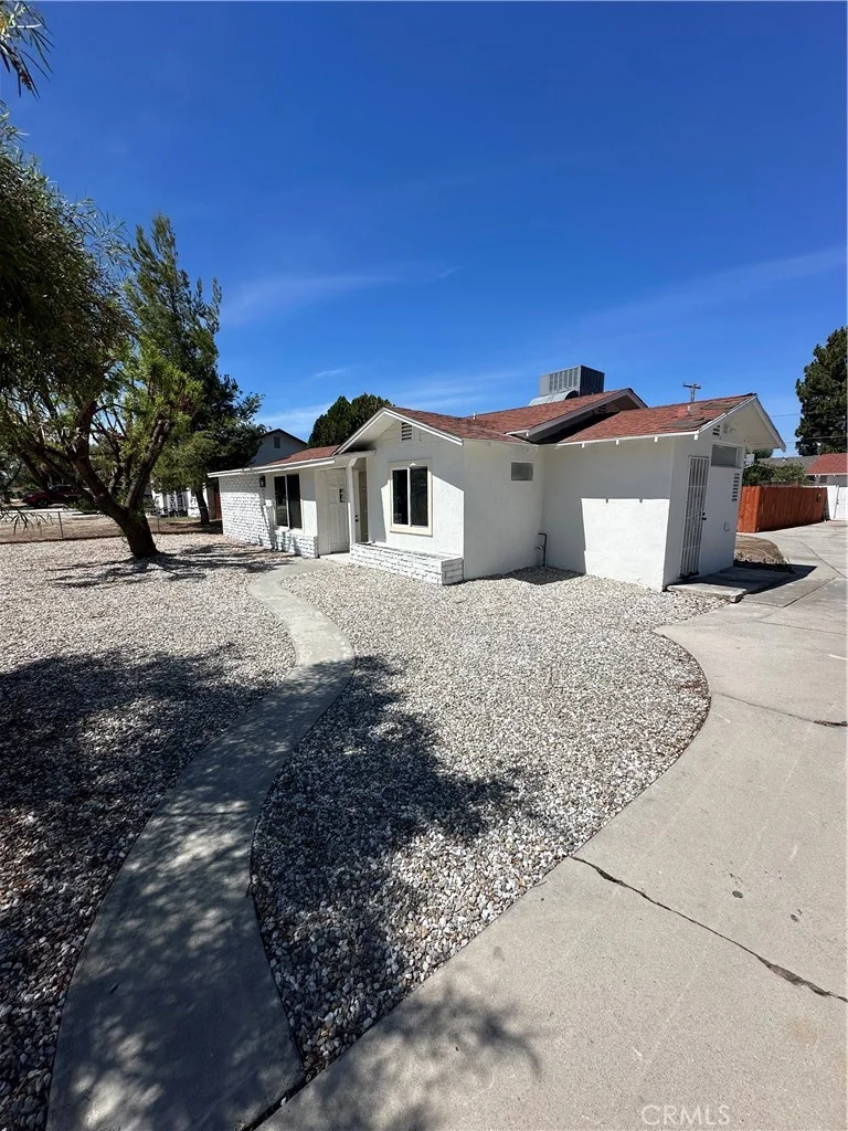 454 S Rosario Avenue A photo 2