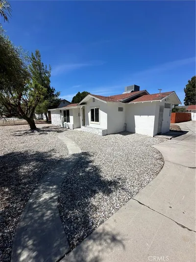 454 S Rosario Avenue A photo 2