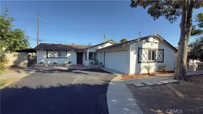 11662 Glamis Street photo 2