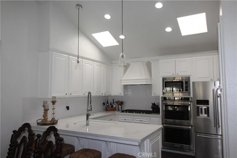 8205 New Castle Street photo 2