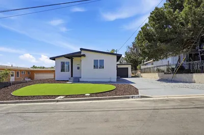 6228 Calle Pavana