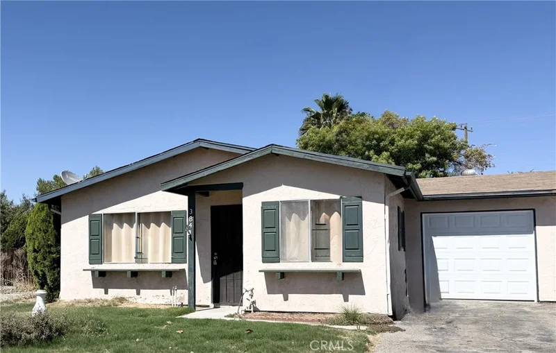 384 Calle Cazadero