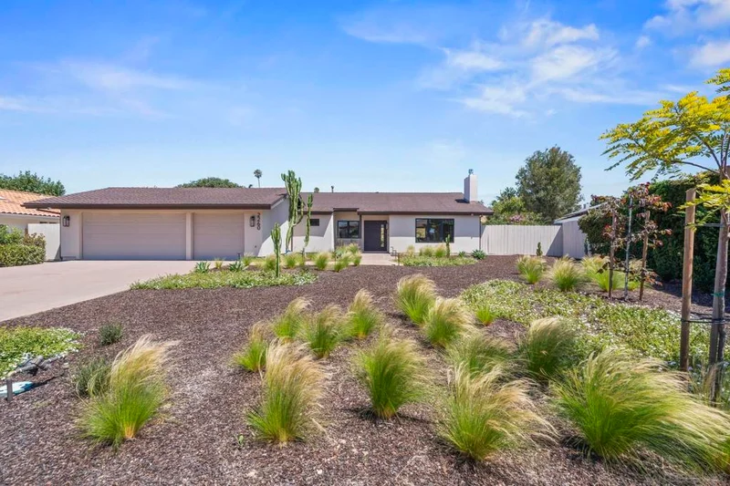 2260 Calle Tiara