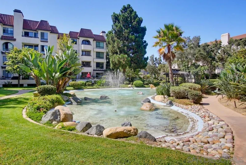 5865 Friars Rd 3104