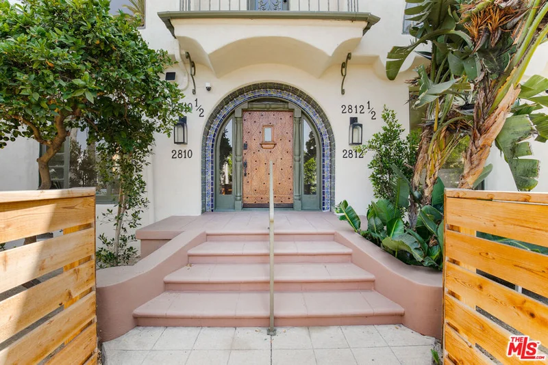 2812 Somerset Drive