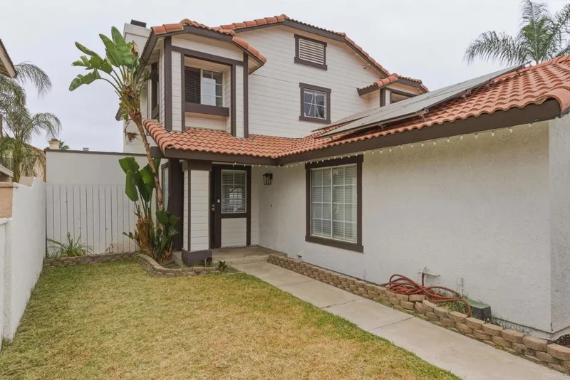 754 Manecita Circle photo 2