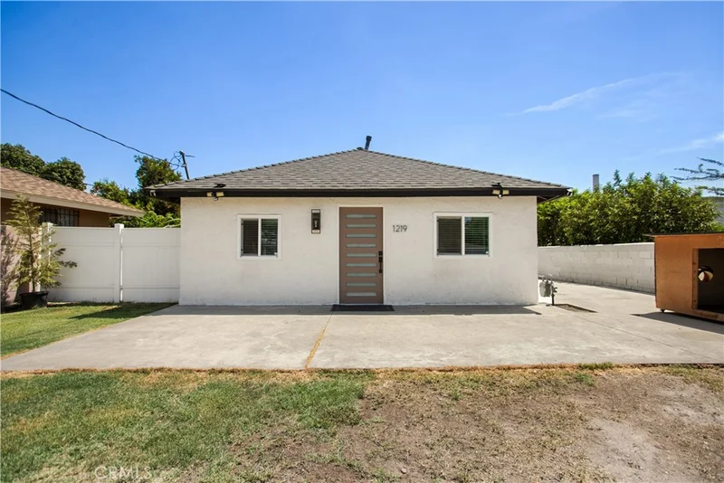 1219 Spruce