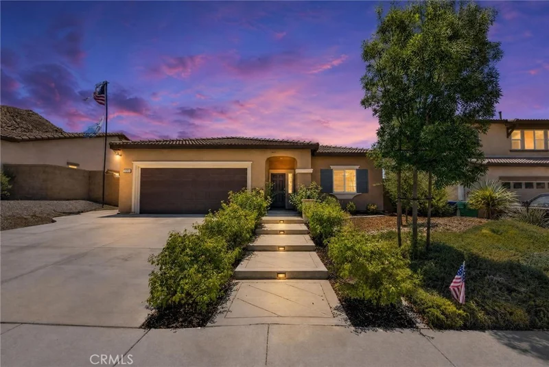 30151 Meadow Oaks