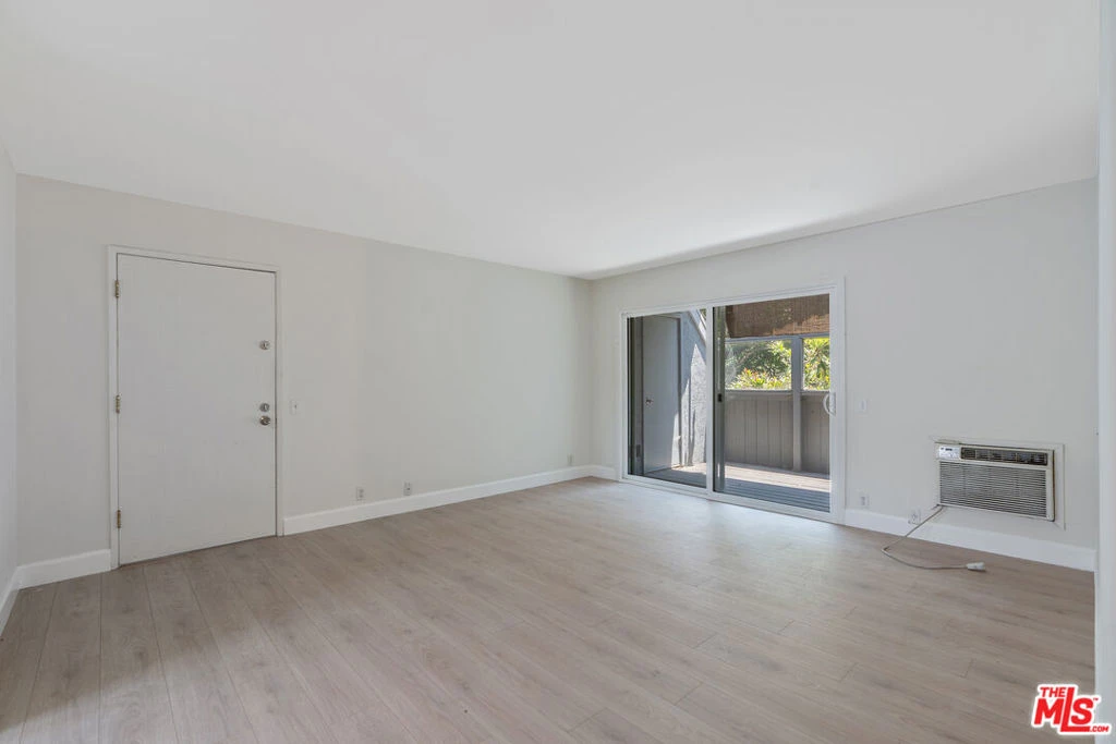 Interior 2