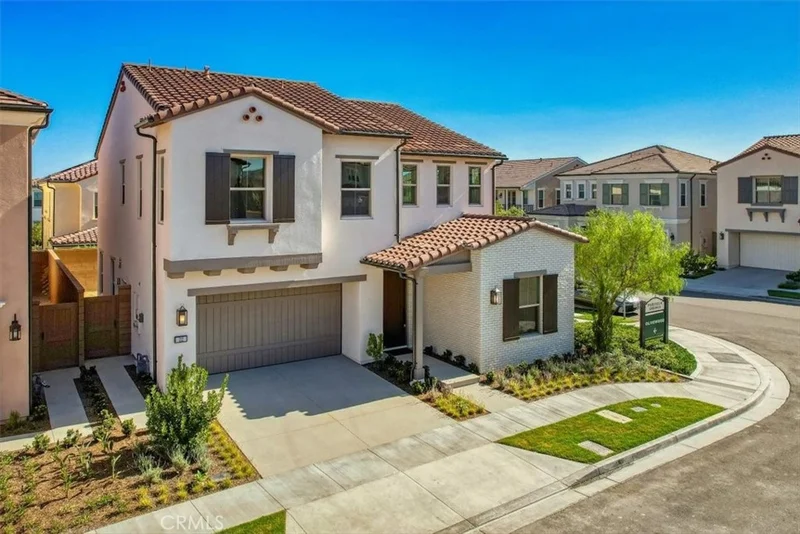 212 Mistwater photo 2