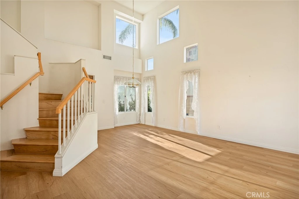 Interior 2