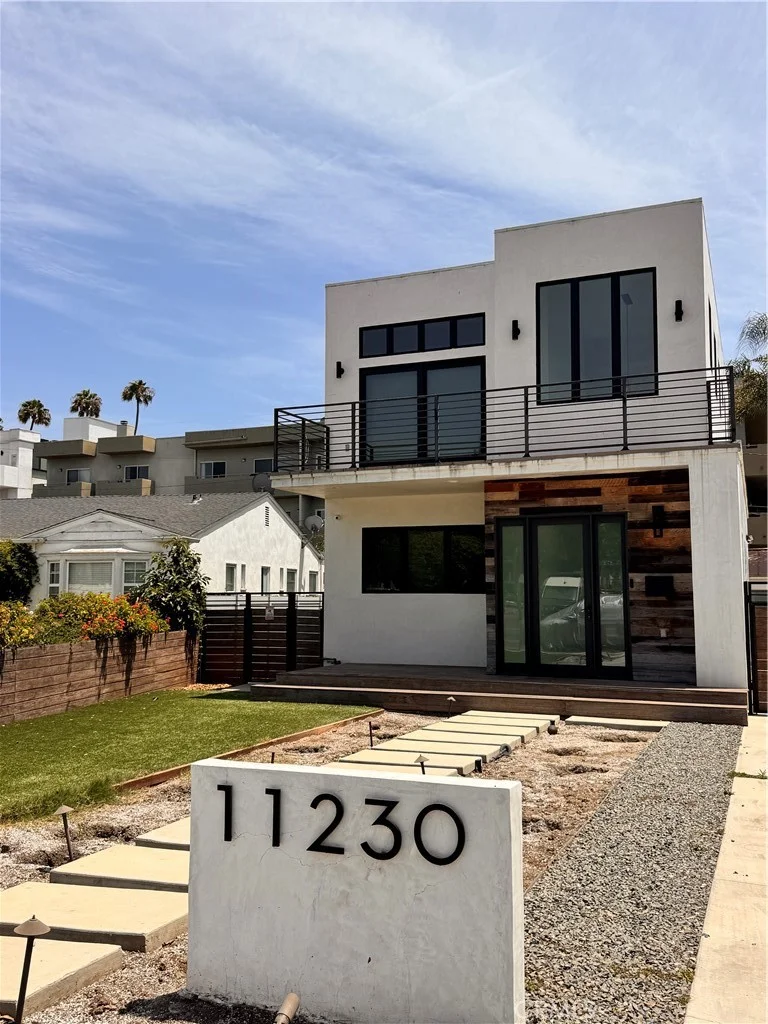 11230 Pickford