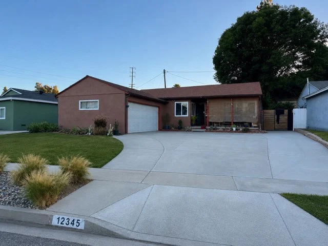 12345 Springview