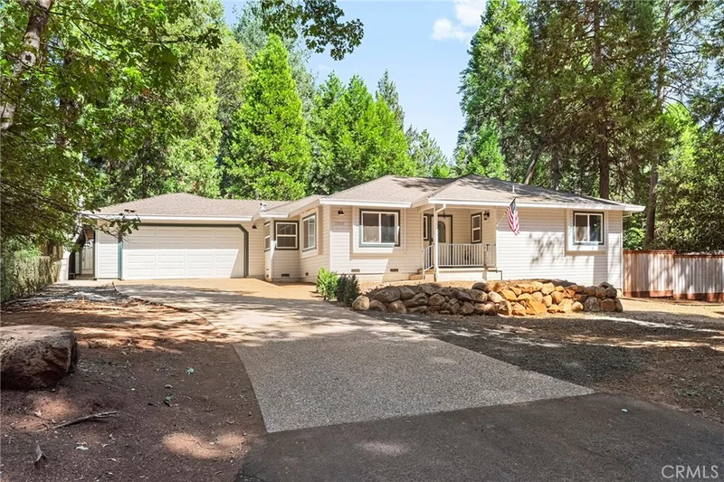 Photo 2 of 15060 Torey Pine Road