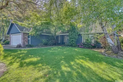 7020 Bridgeport Circle